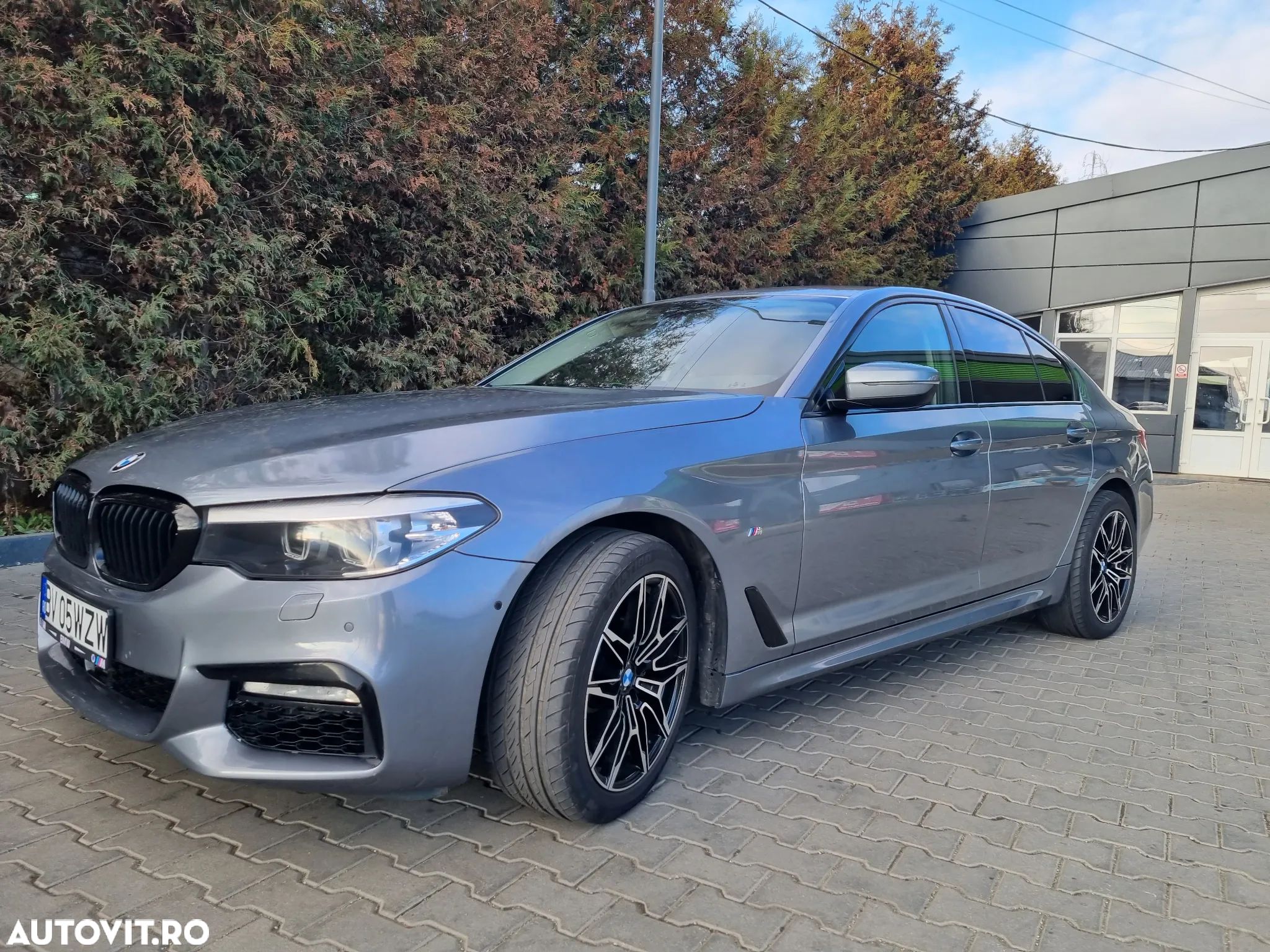 BMW Seria 5 530d Aut. Sport Line - 1