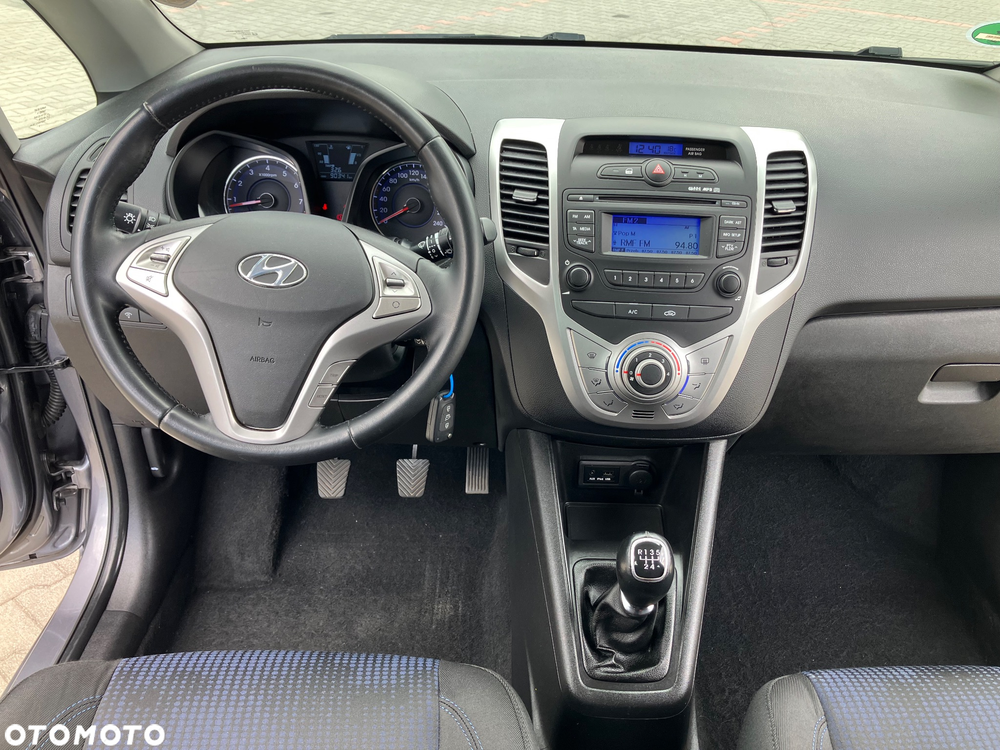 Hyundai ix20 1.4 blue - 13