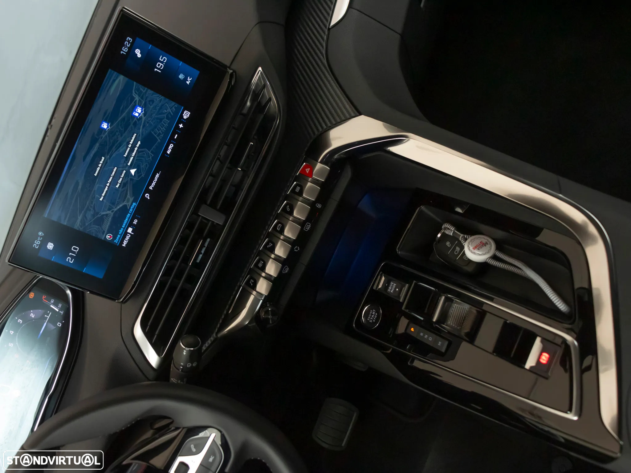 Peugeot 5008 1.2 PureTech Allure EAT8 - 32