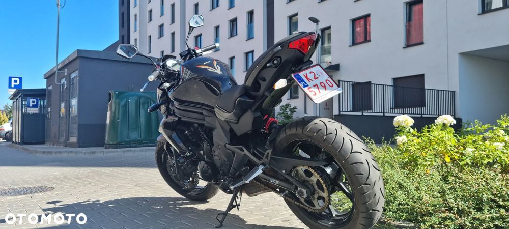 Kawasaki ER - 2