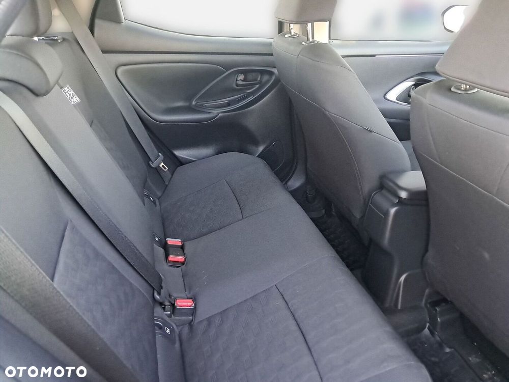 Toyota Yaris - 19