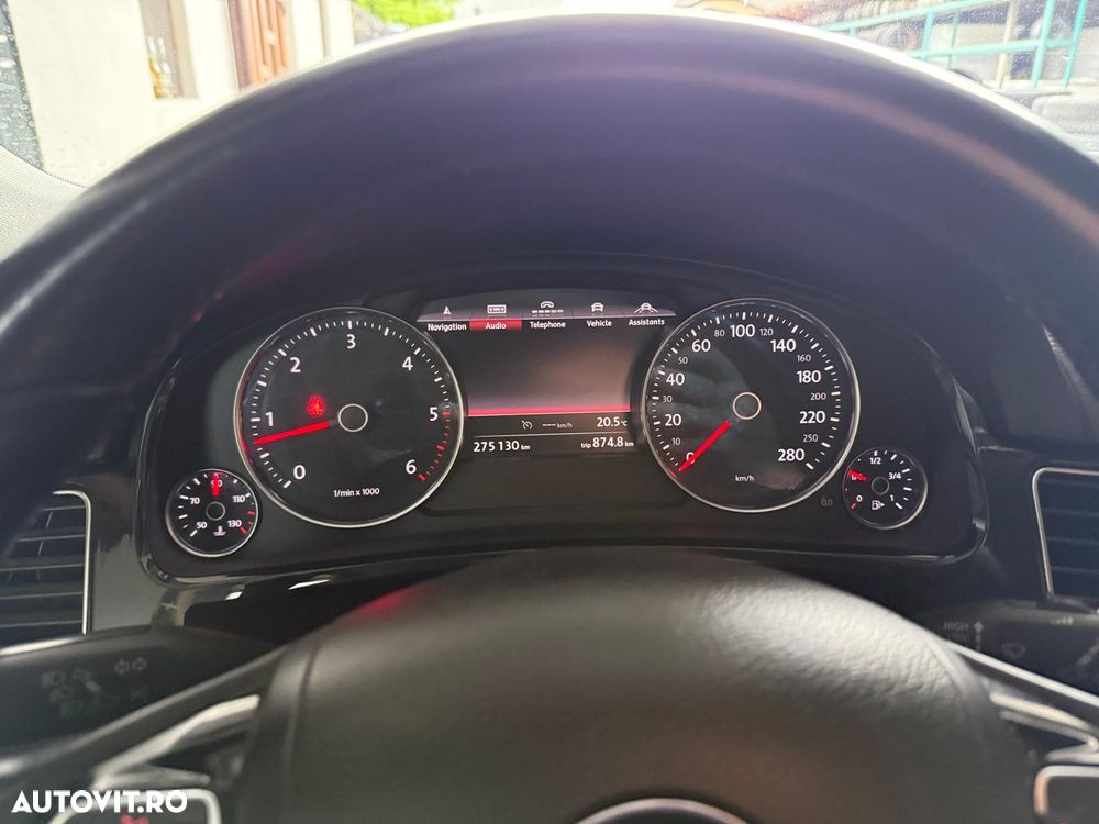 Volkswagen Touareg - 14