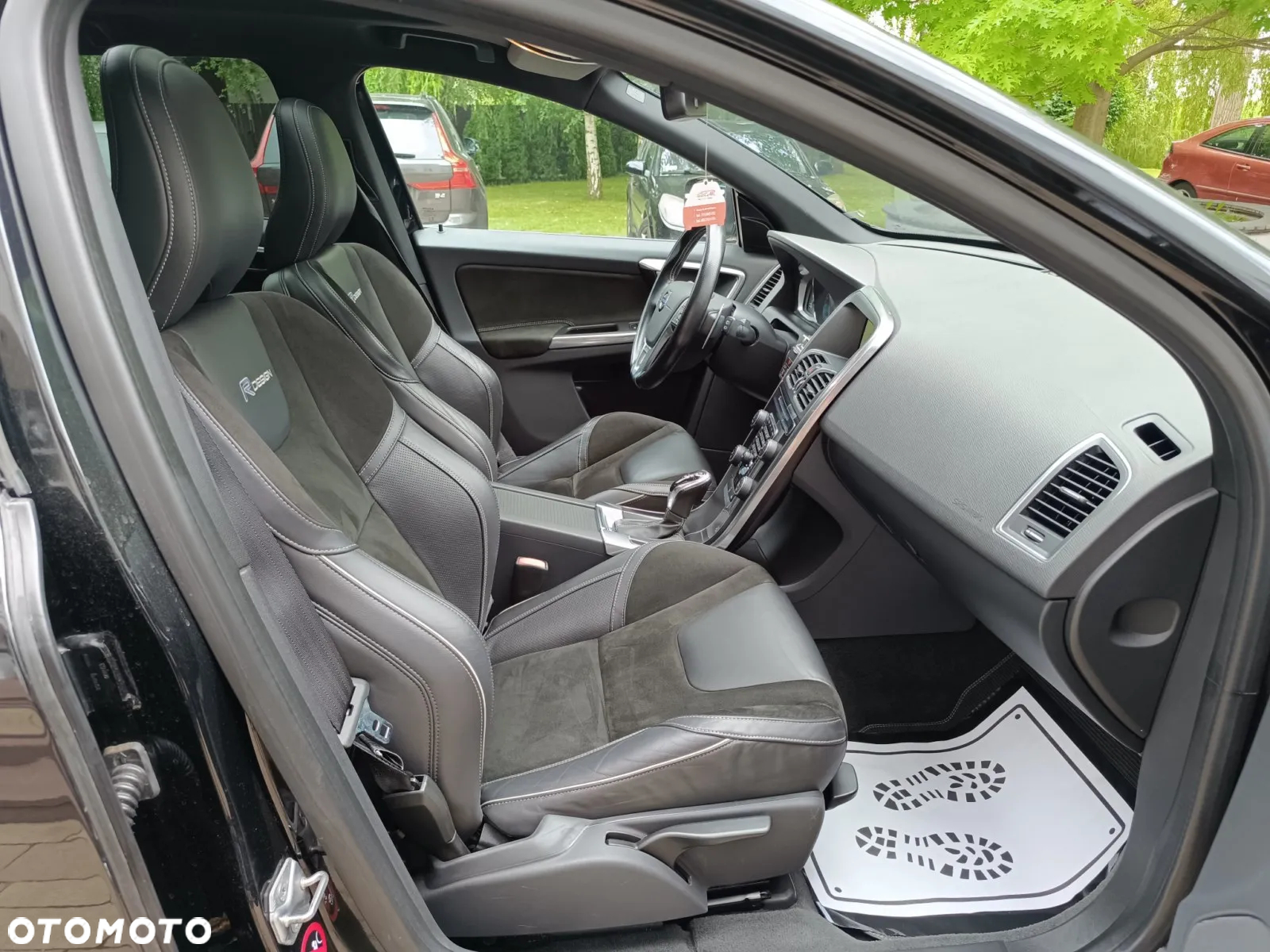 Volvo XC 60 D4 Geartronic Momentum - 29
