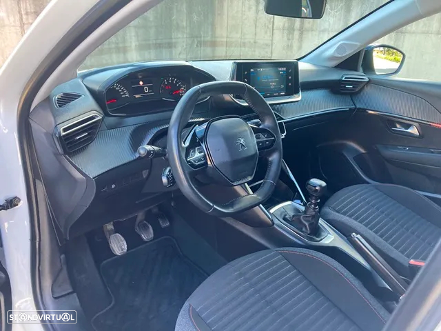 Peugeot 208 1.2 PureTech Allure - 11