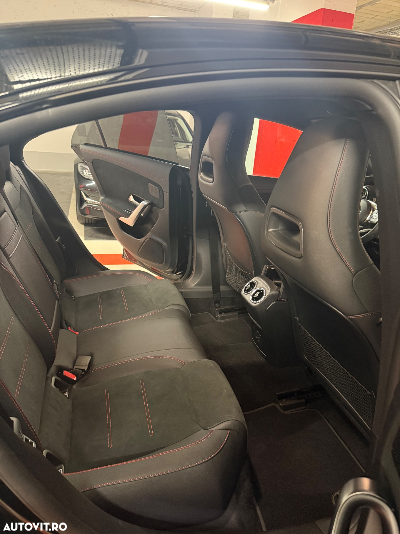 Mercedes-Benz CLA 200 4MATIC Coupe - 13
