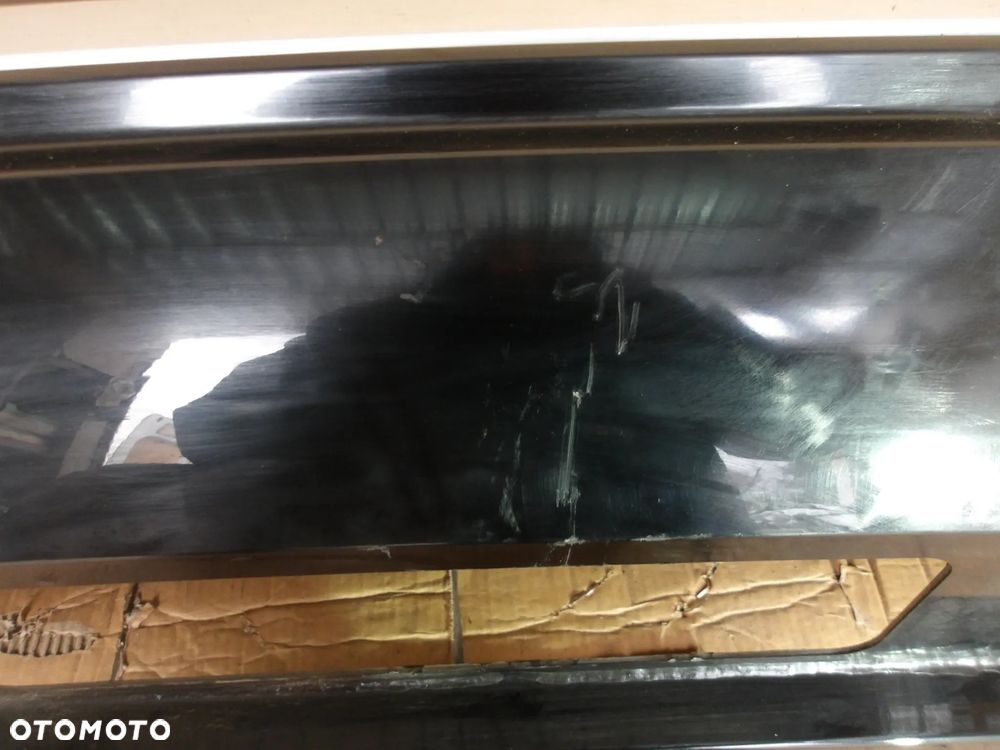 DOKLADKA ZDERZAK TYL AUDI E TRON 4KE807833C - 9