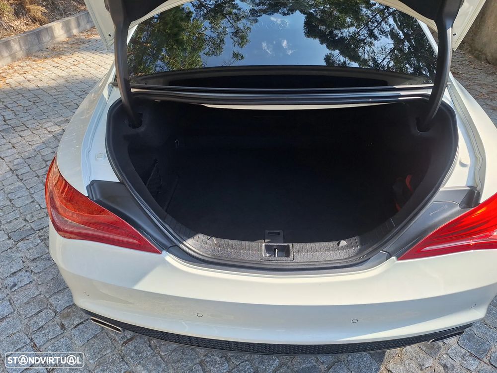Mercedes-Benz CLA 220 CDI 7G-DCT AMG Line - 9