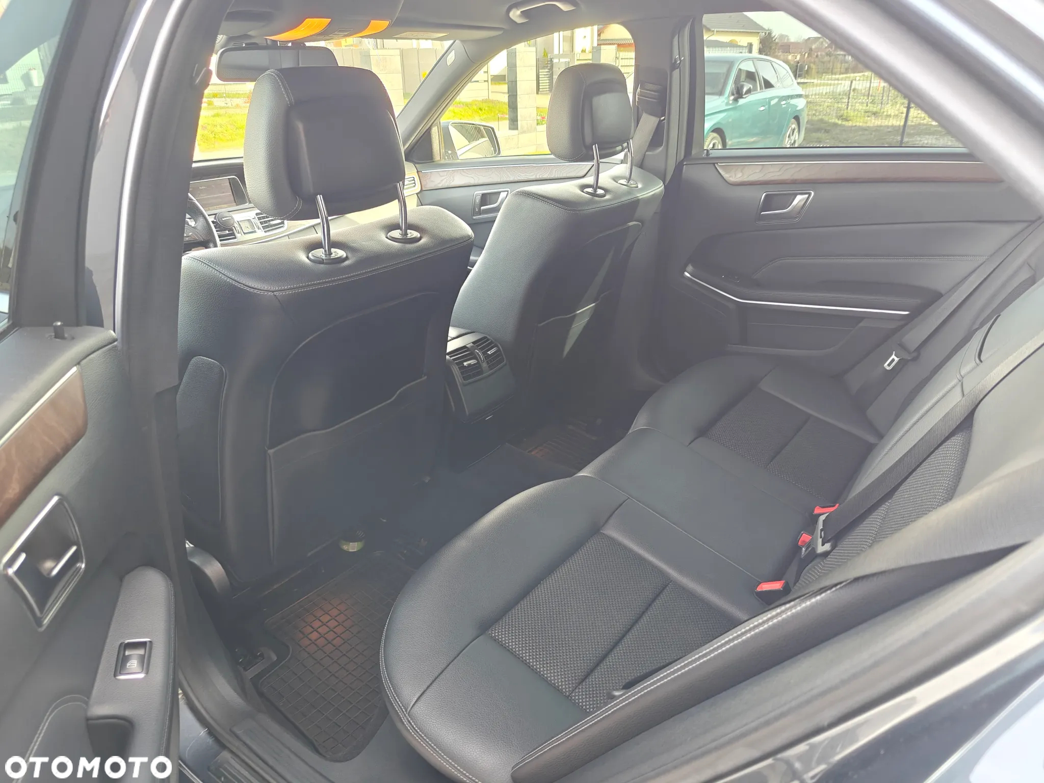 Mercedes-Benz Klasa E 250 Avantgarde - 16