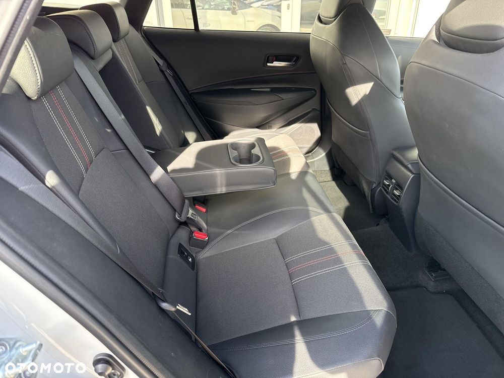 Toyota Corolla 2.0 Hybrid GR Sport - 9