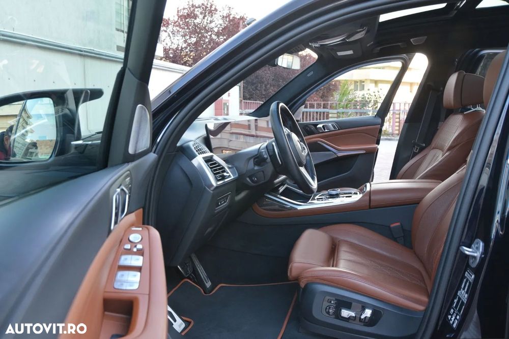 BMW X7 - 29