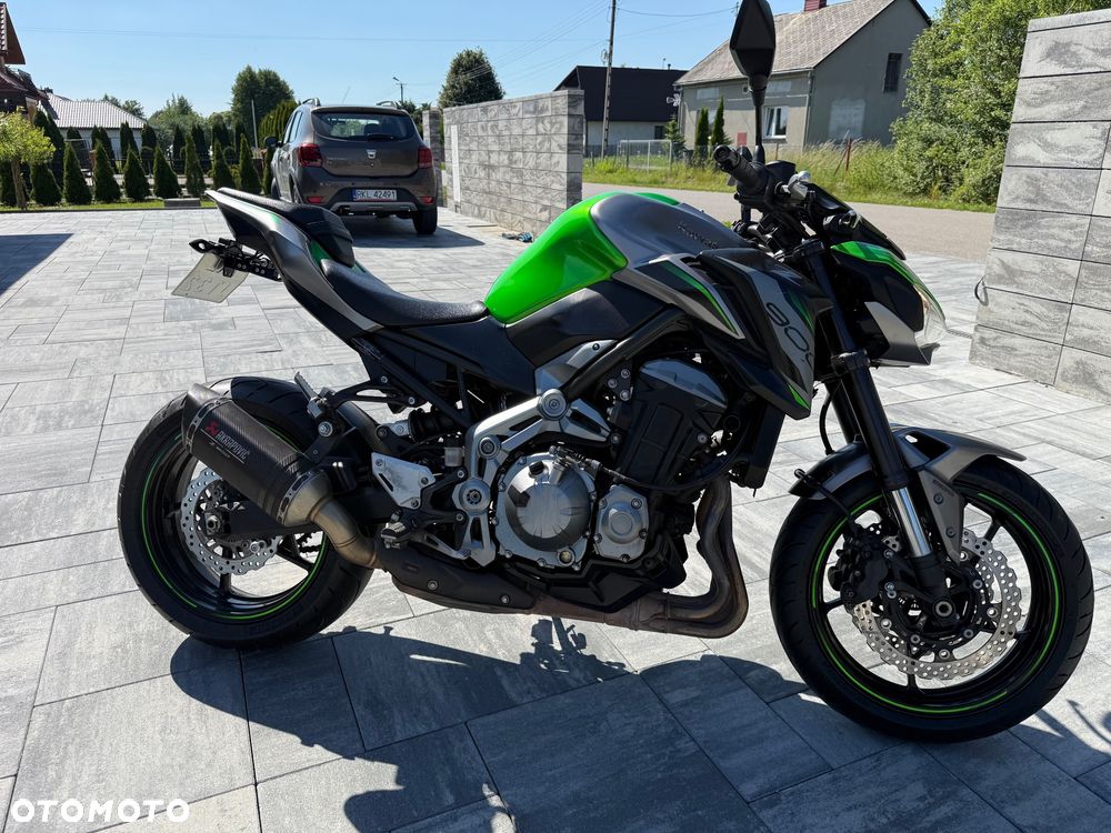 Kawasaki Z 900 - 12