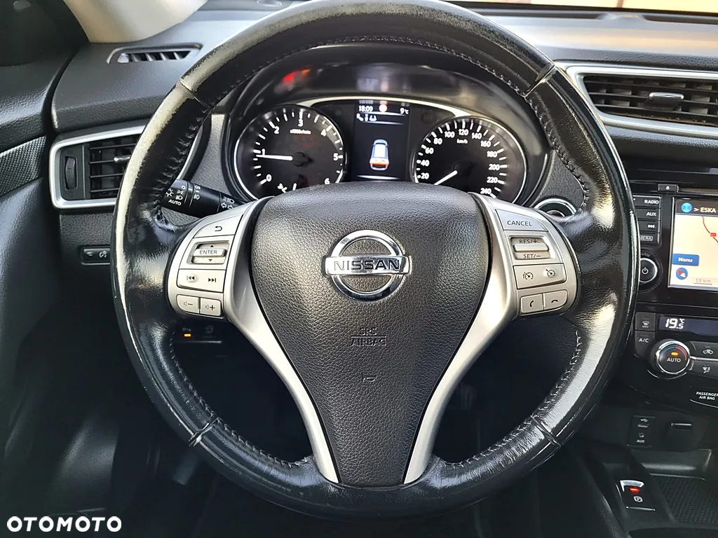 Nissan X-Trail 1.6 DCi Tekna 2WD - 26