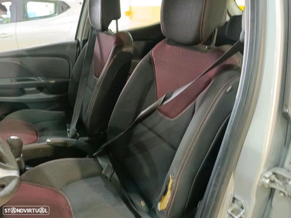 Renault Clio 1.5 dCi Confort - 5