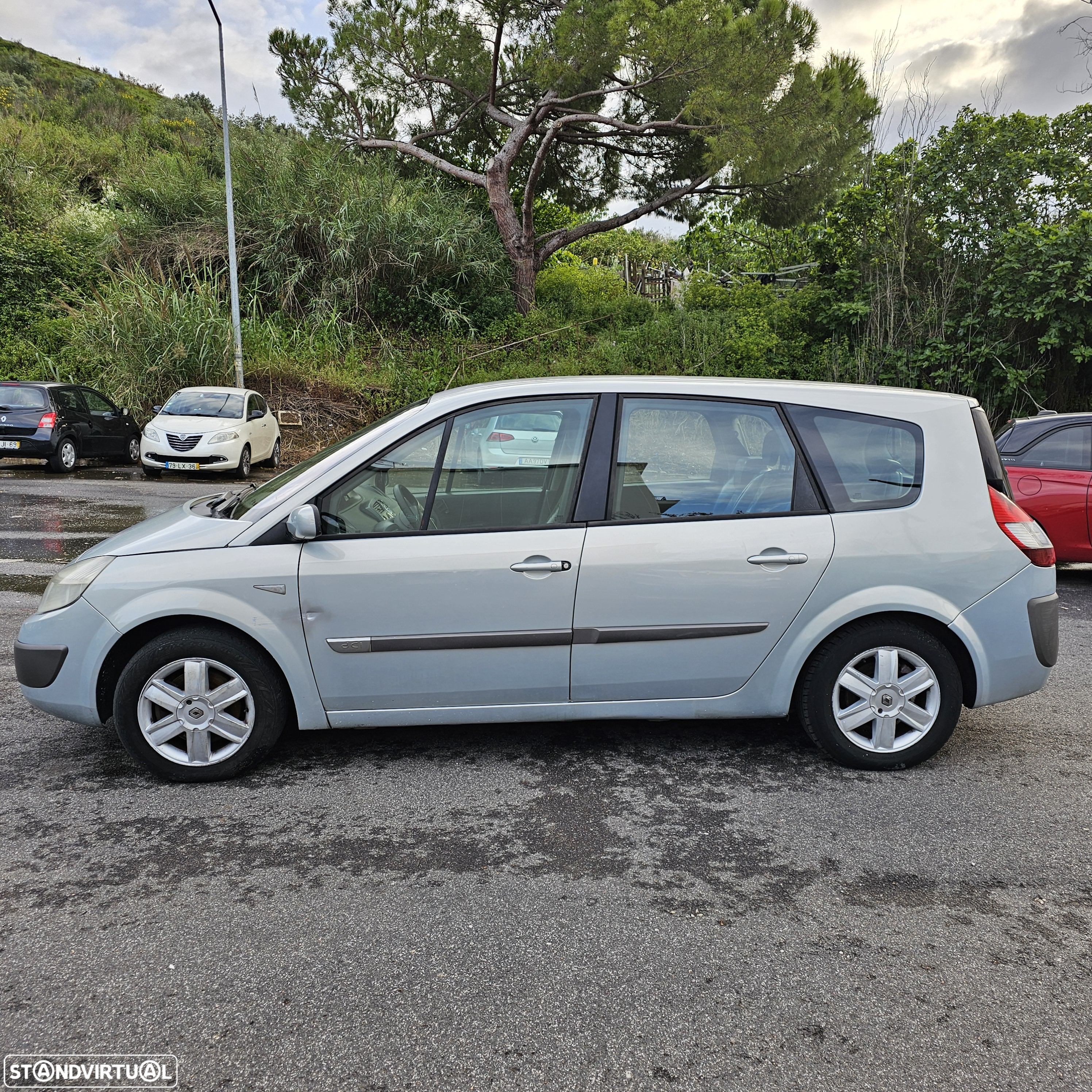 Renault Grand Scénic 1.5 dCi Confort Privilège - 2