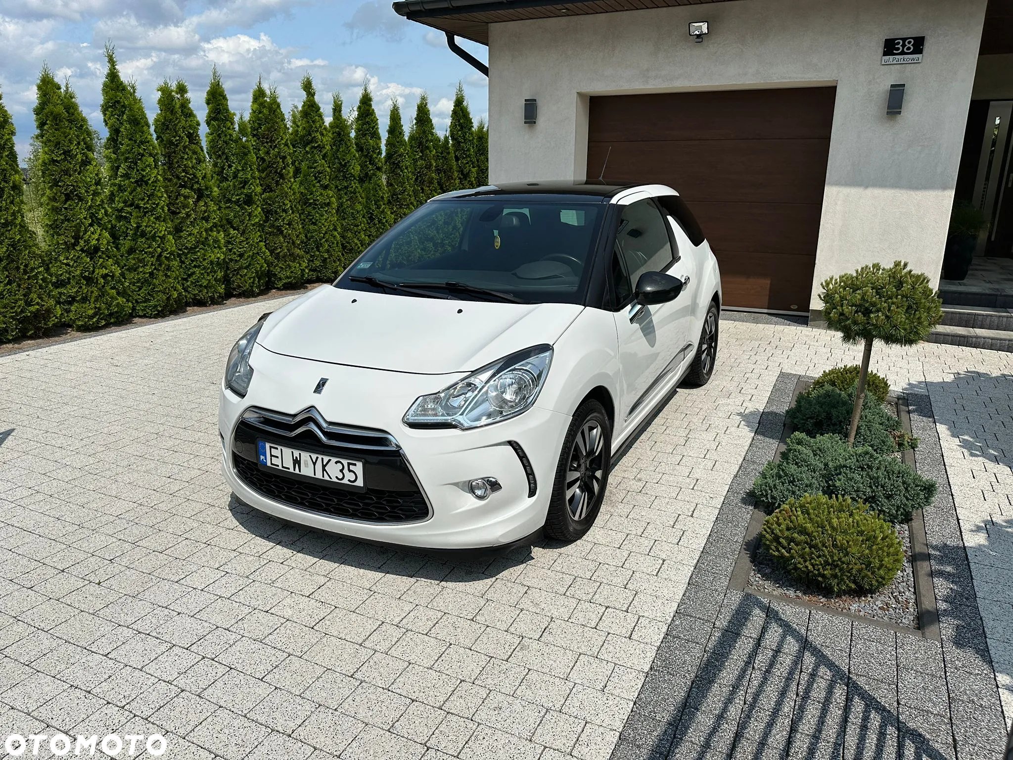 Citroën DS3 HDi 90 FAP SoChic - 12