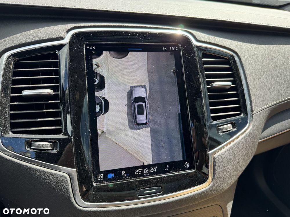 Volvo XC 90 - 20