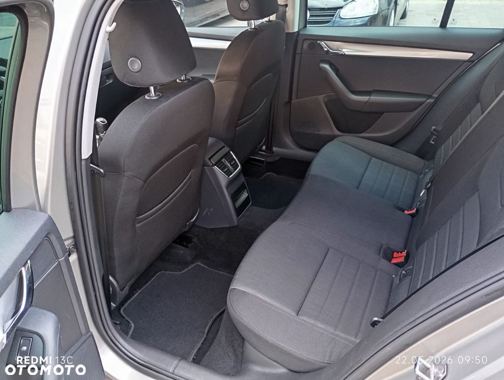 Skoda Octavia 1.4 TSI Ambition - 9