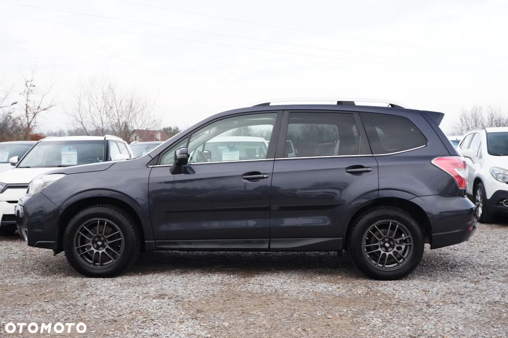 Subaru Forester 2.0XT Platinum Lineartronic - 36