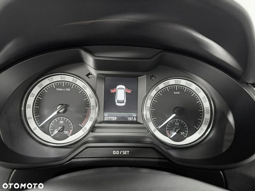 Skoda Octavia 2.0 TDI DSG Drive - 32