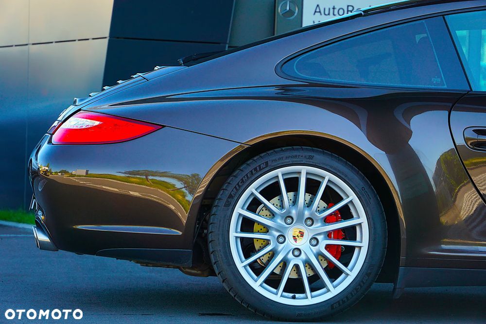 Porsche 911 Carrera 4S PDK - 9