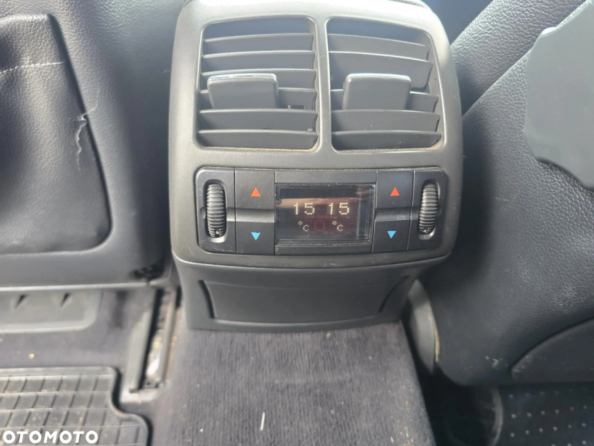 Mercedes-Benz Klasa E 320 CDI T Avantgarde - 4