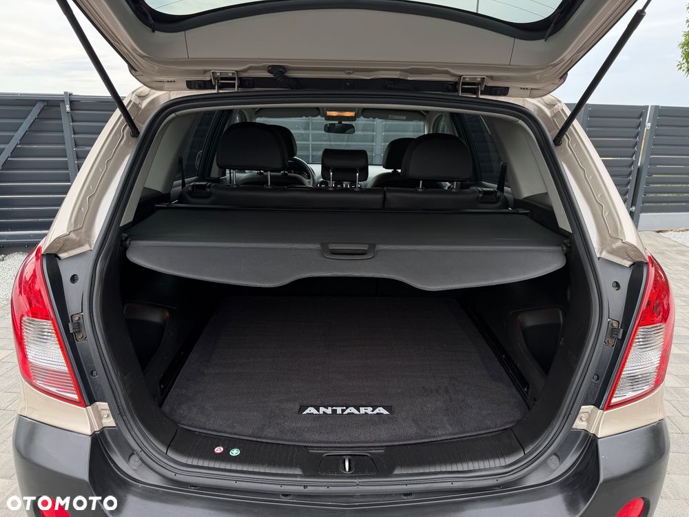 Opel Antara 2.4 Cosmo - 27