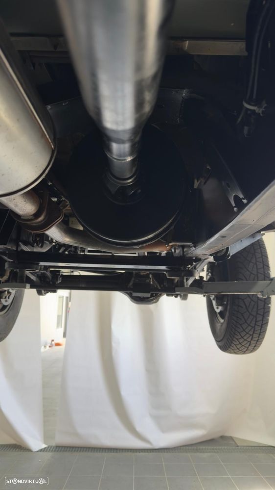 Land Rover Defender 110 DPF SE - 22