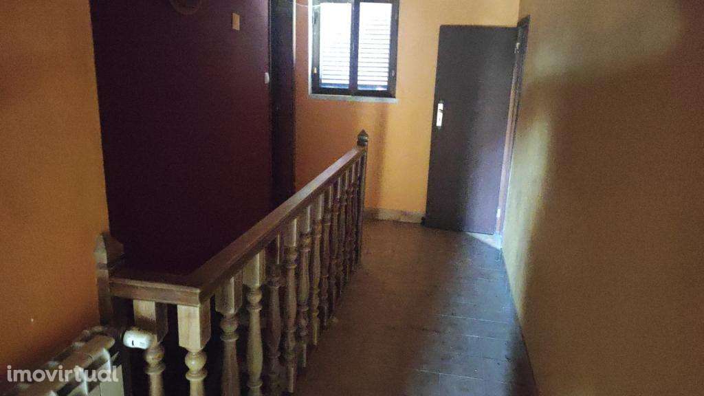 MORADIA ZONA DE TURISMO - Grande imagem: 3/15