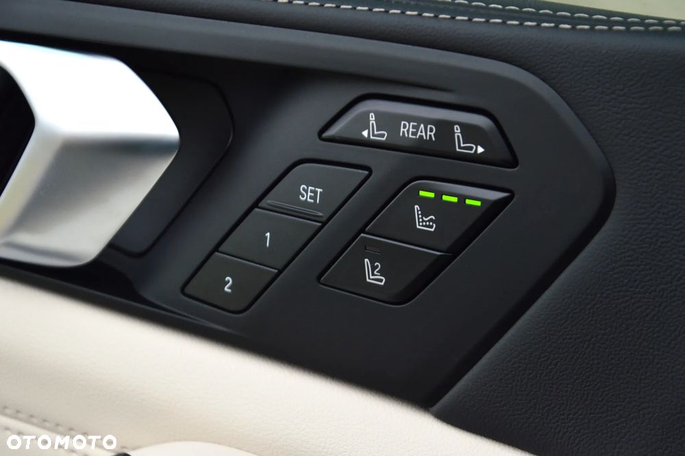 BMW X7 M60i xDrive mHEV sport - 27