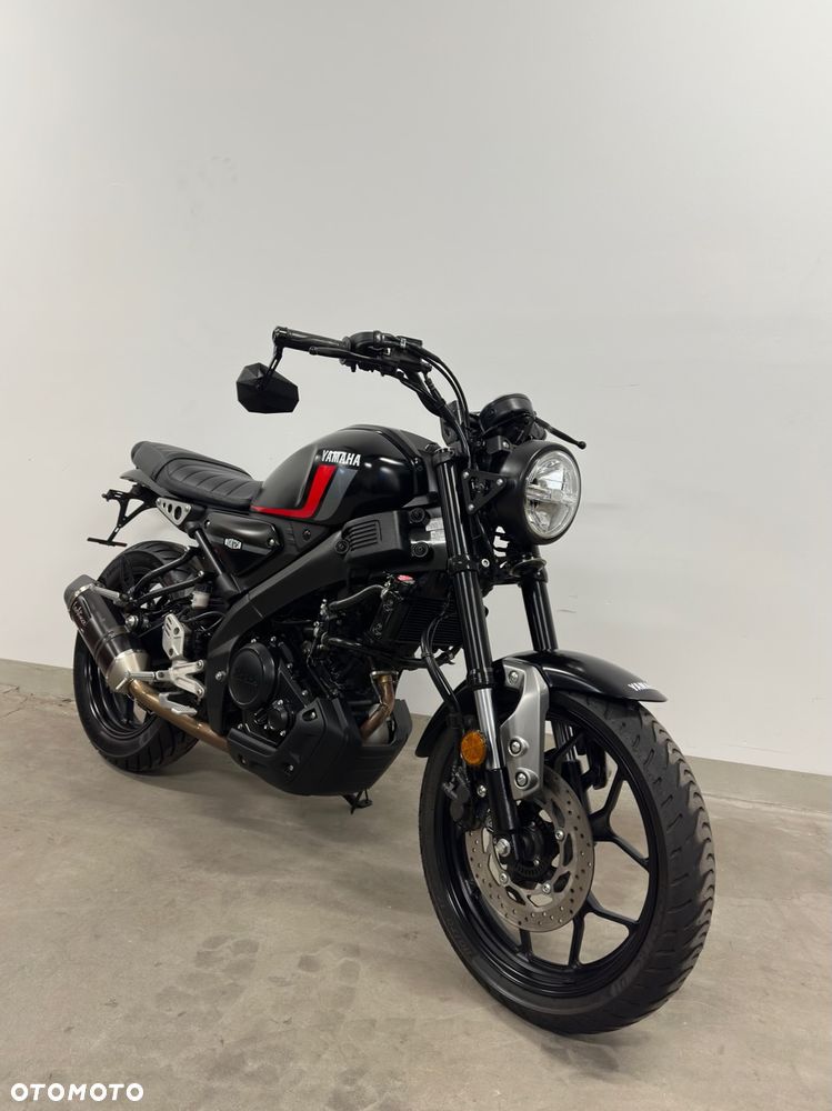 Yamaha XSR - 6