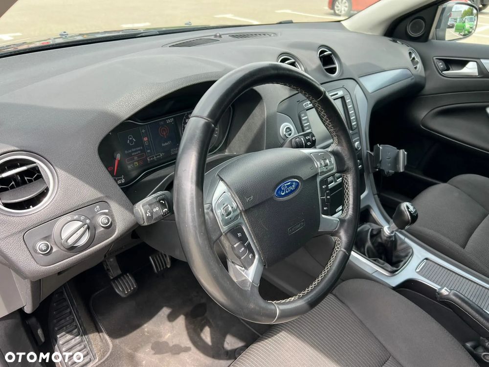 Ford Mondeo 2.0 TDCi Silver X - 8