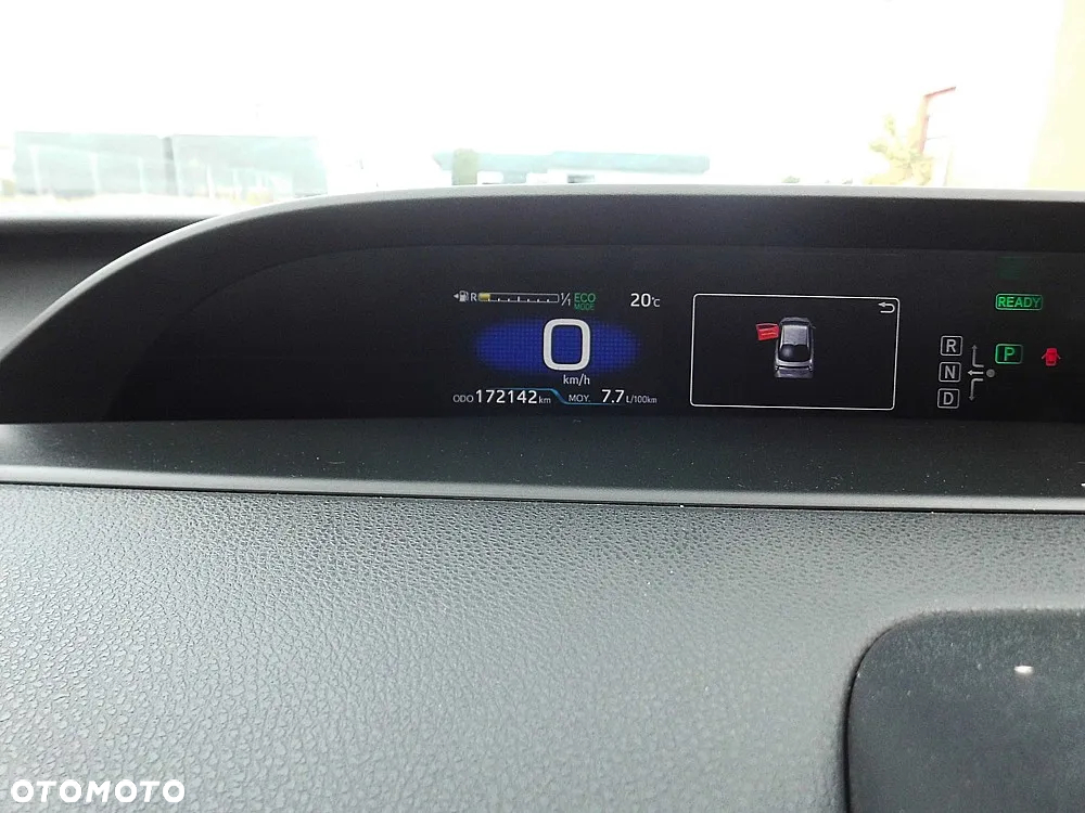 Toyota Prius 1.8 HSD Active - 26