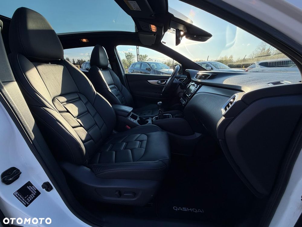 Nissan Qashqai 1.3 DIG-T Tekna+ - 24