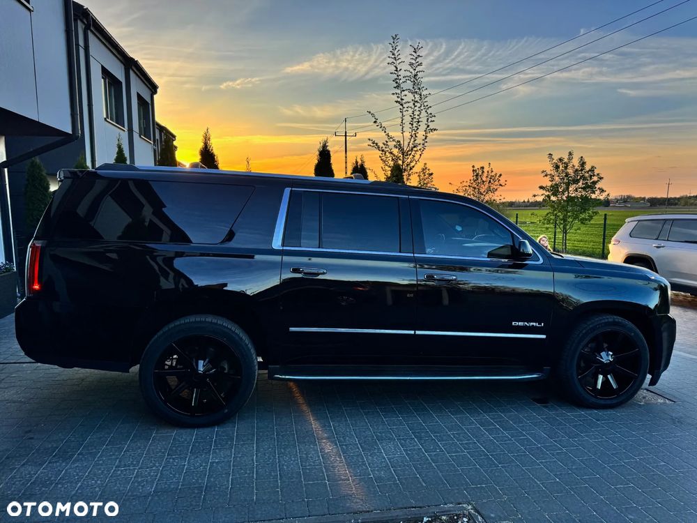 GMC Yukon Denali 6.2 XL - 12