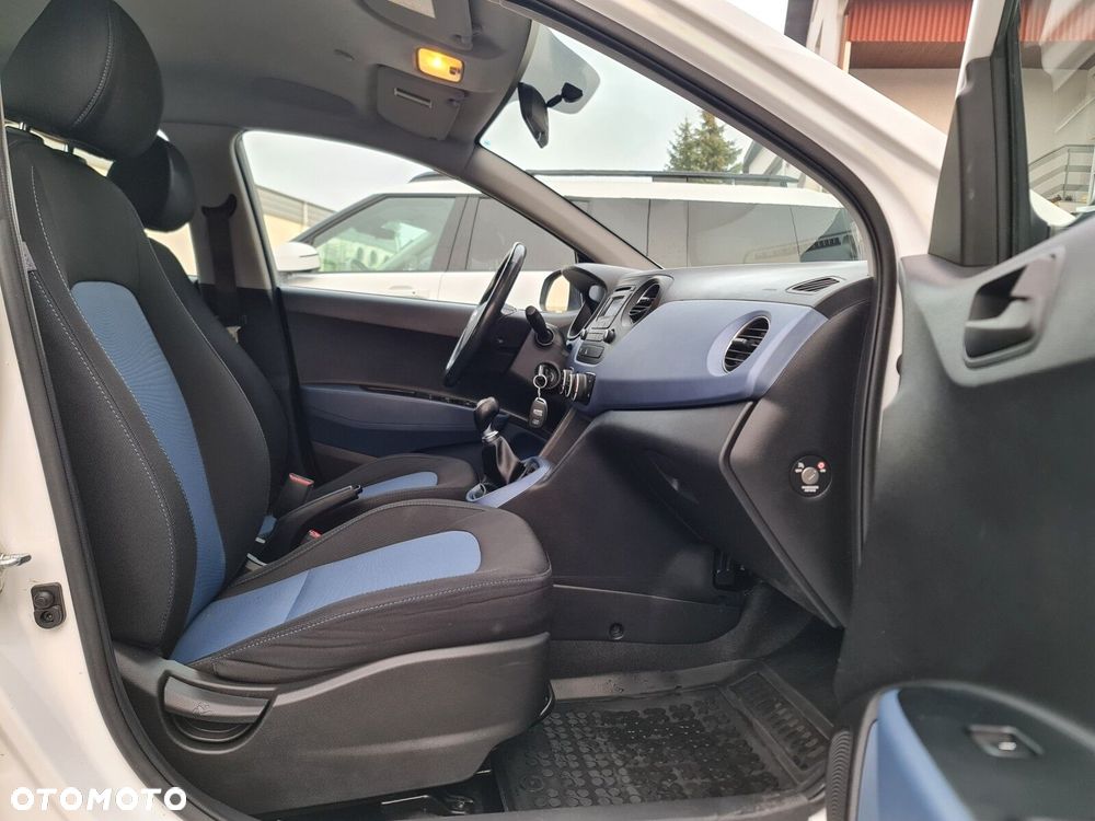 Hyundai i10 1.2 Premium - 24