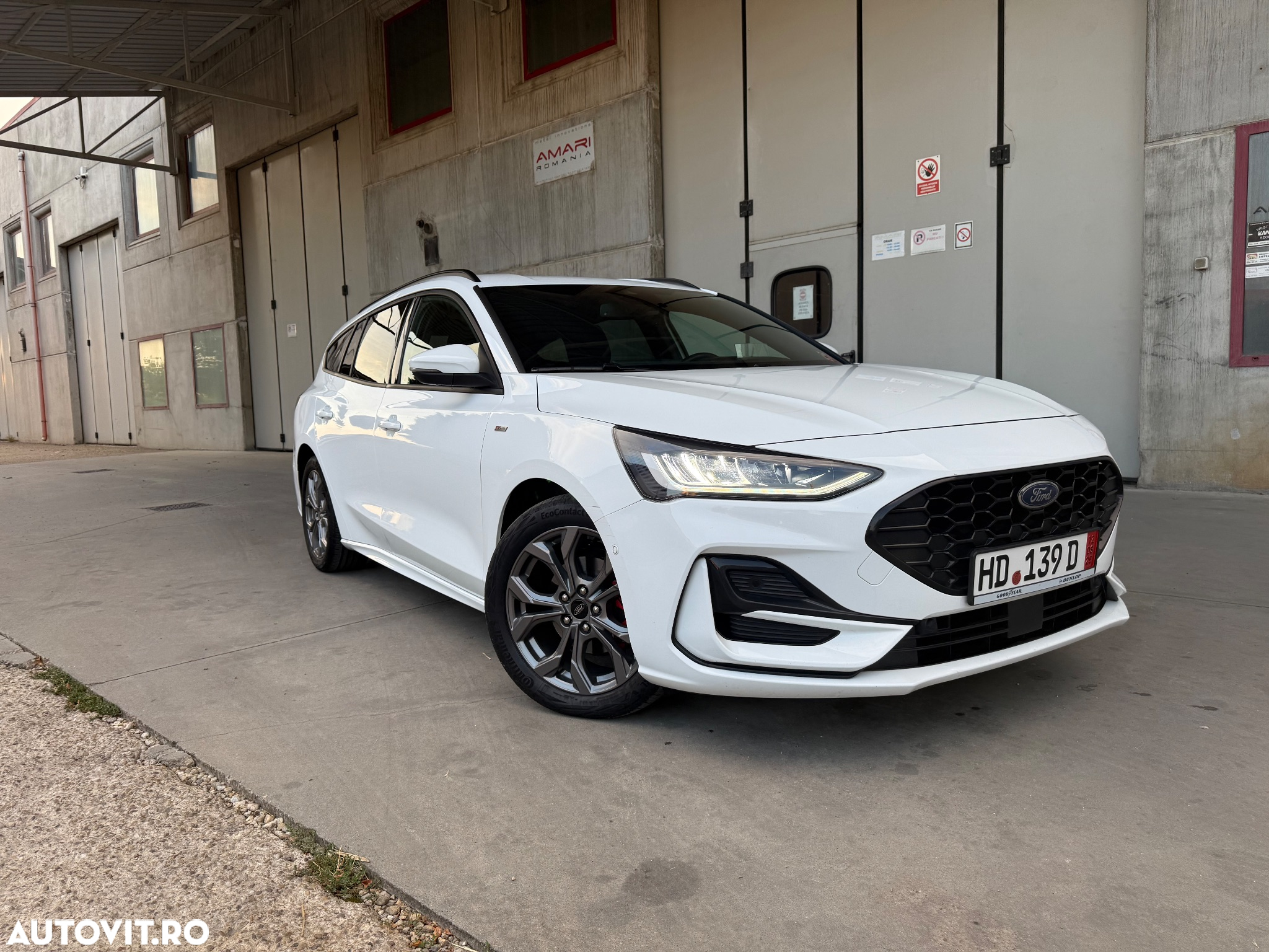 Ford Focus 1.5 EcoBlue Start-Stopp-System Aut. ST-LINE DESIGN - 3