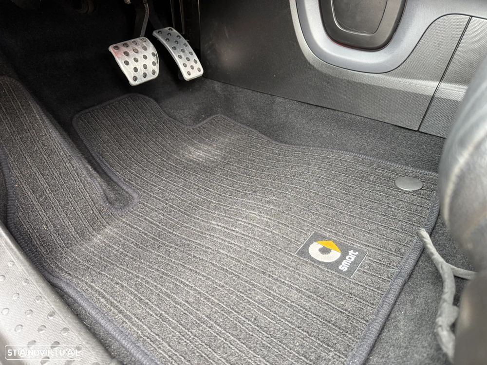 Smart ForTwo Coupé EQ Brabus Style - 16