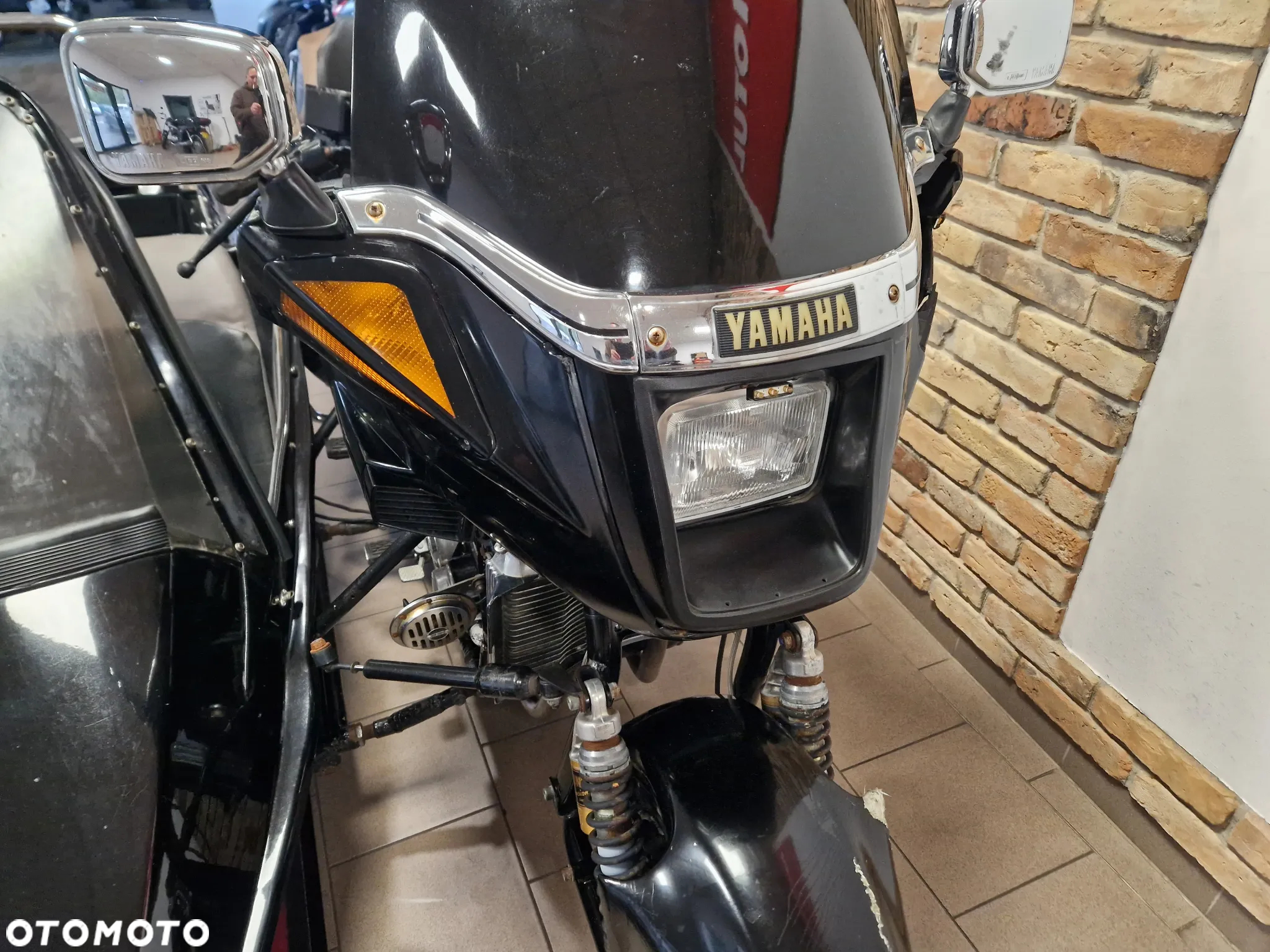 Yamaha XVZ - 29