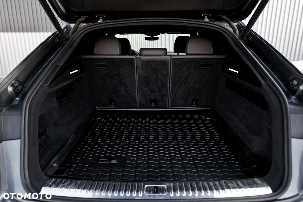 Audi Q8 55 TFSI quattro tiptronic - 23