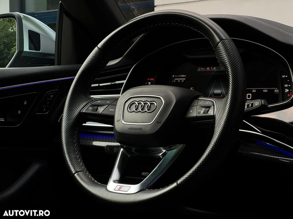 Audi SQ8 4.0 TFSI quattro Tiptronic - 24