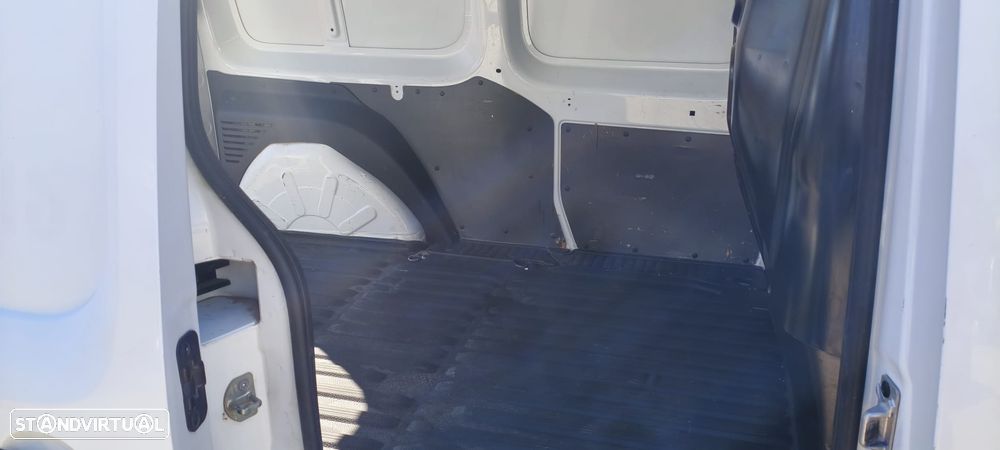 Renault KANGOO 1.5 DCI LONGA 3 LUG - 20