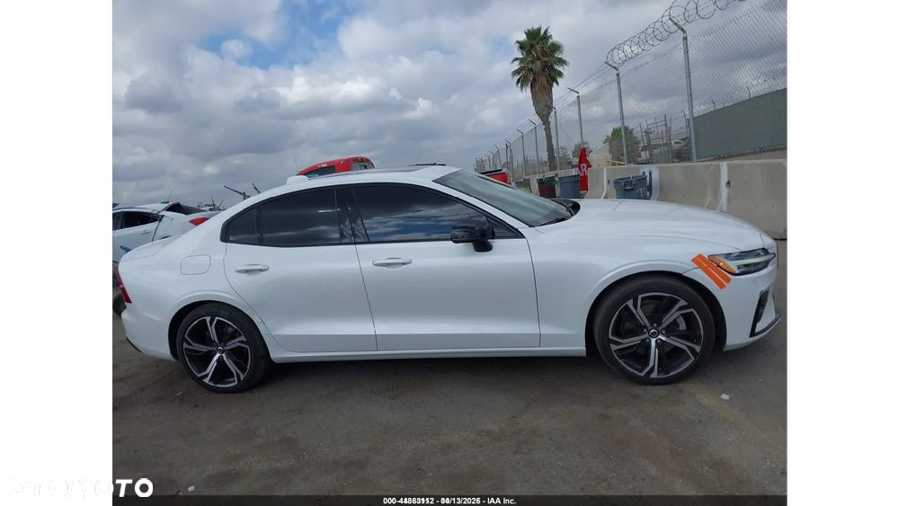 Volvo S60 - 4