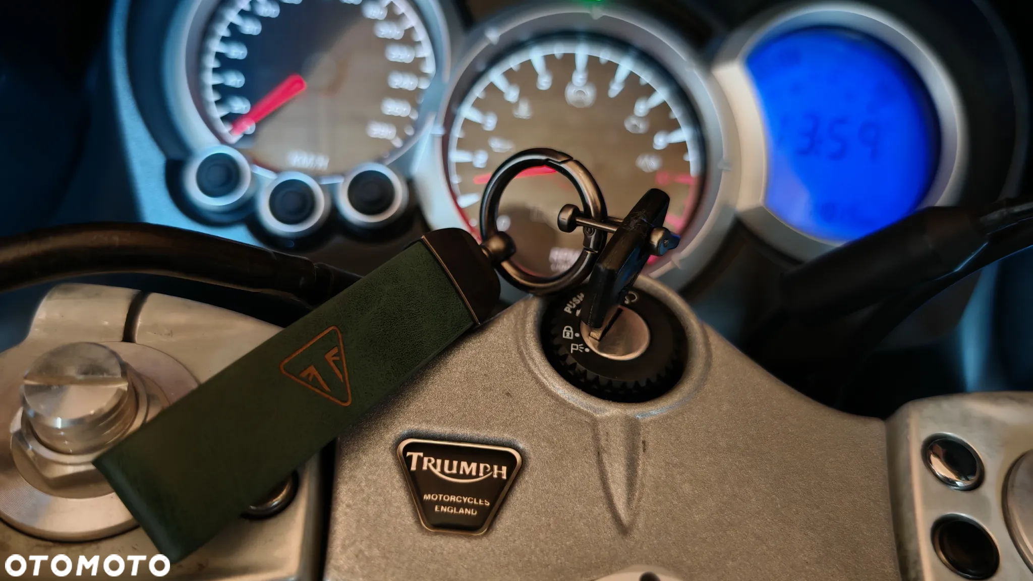Triumph Sprint - 28