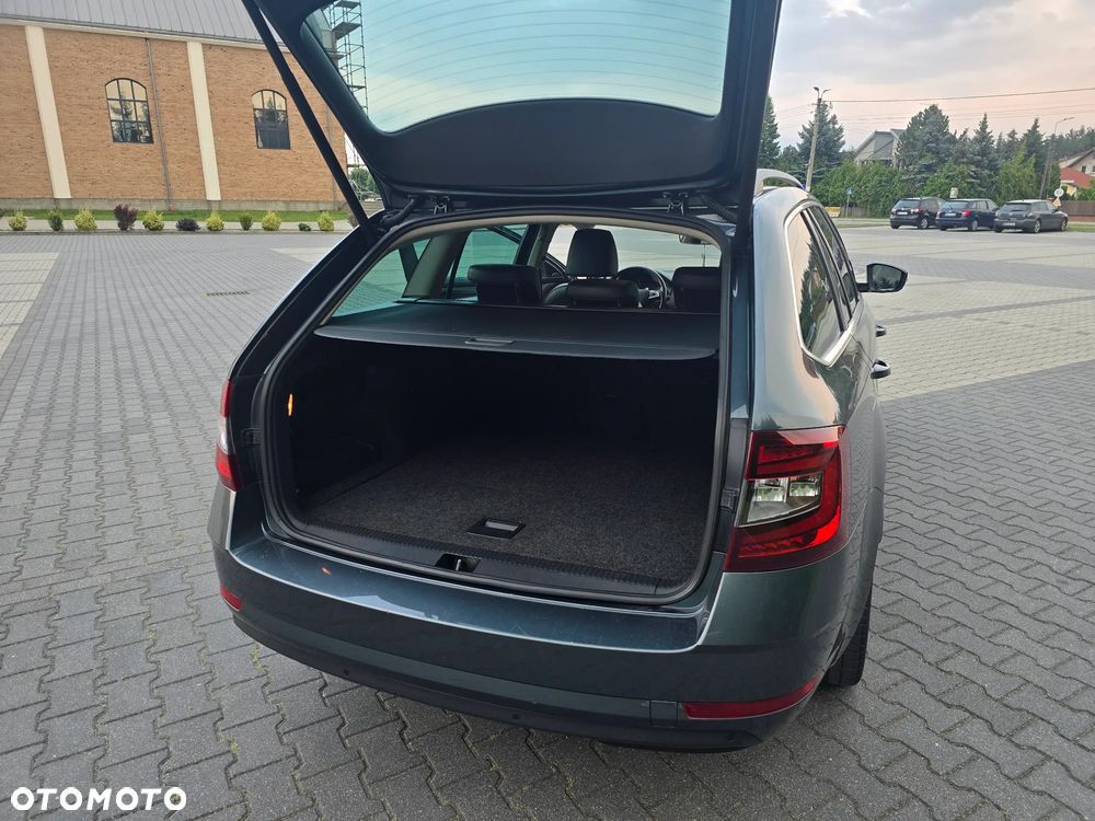 Skoda Octavia 2.0 TDI 4x4 DSG L&K - 21