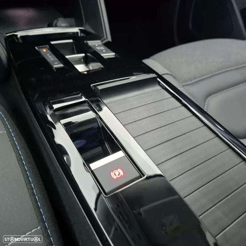 Citroën C4 X PureTech 130 Stop&Start EAT8 MAX - 37