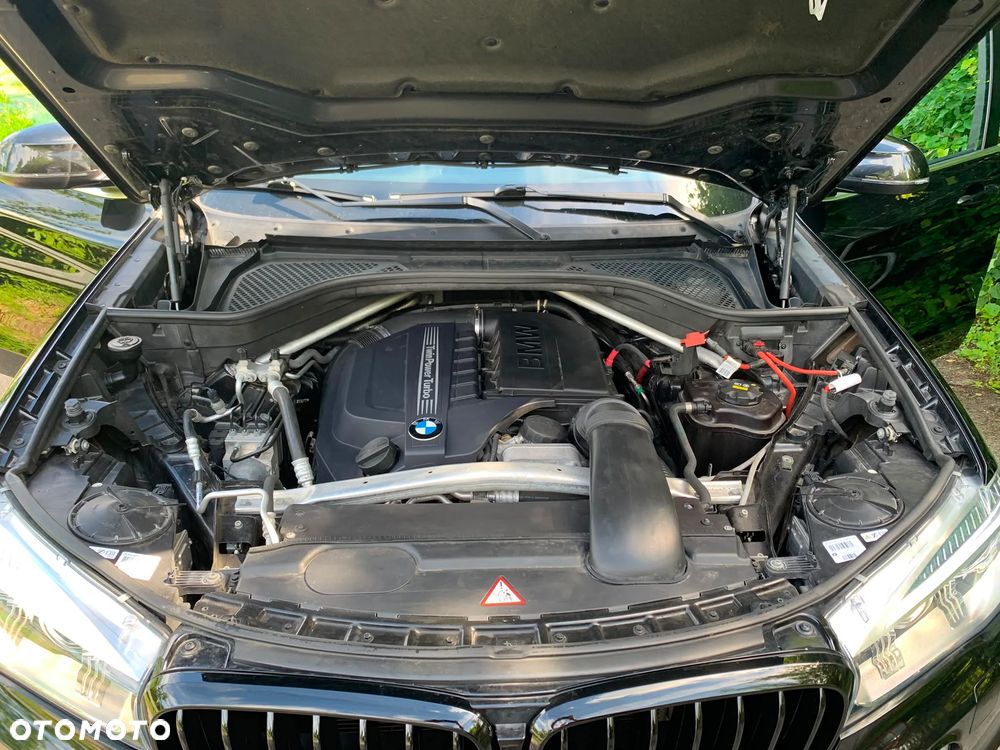 BMW X5 xDrive35i - 33