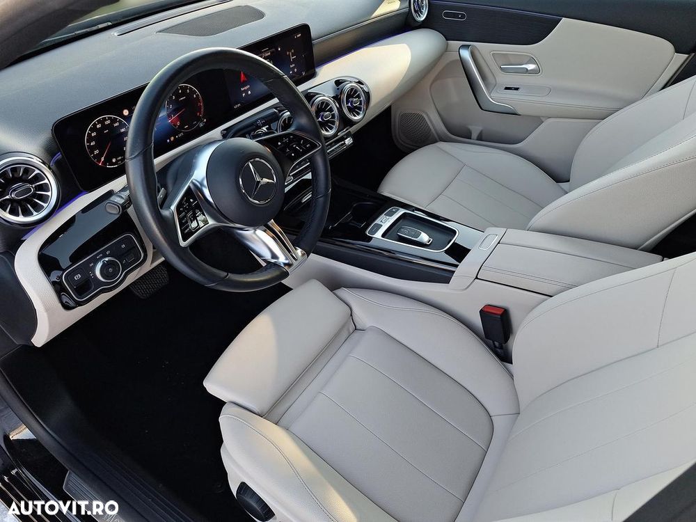 Mercedes-Benz A 200 MHEV 7G-DCT - 12