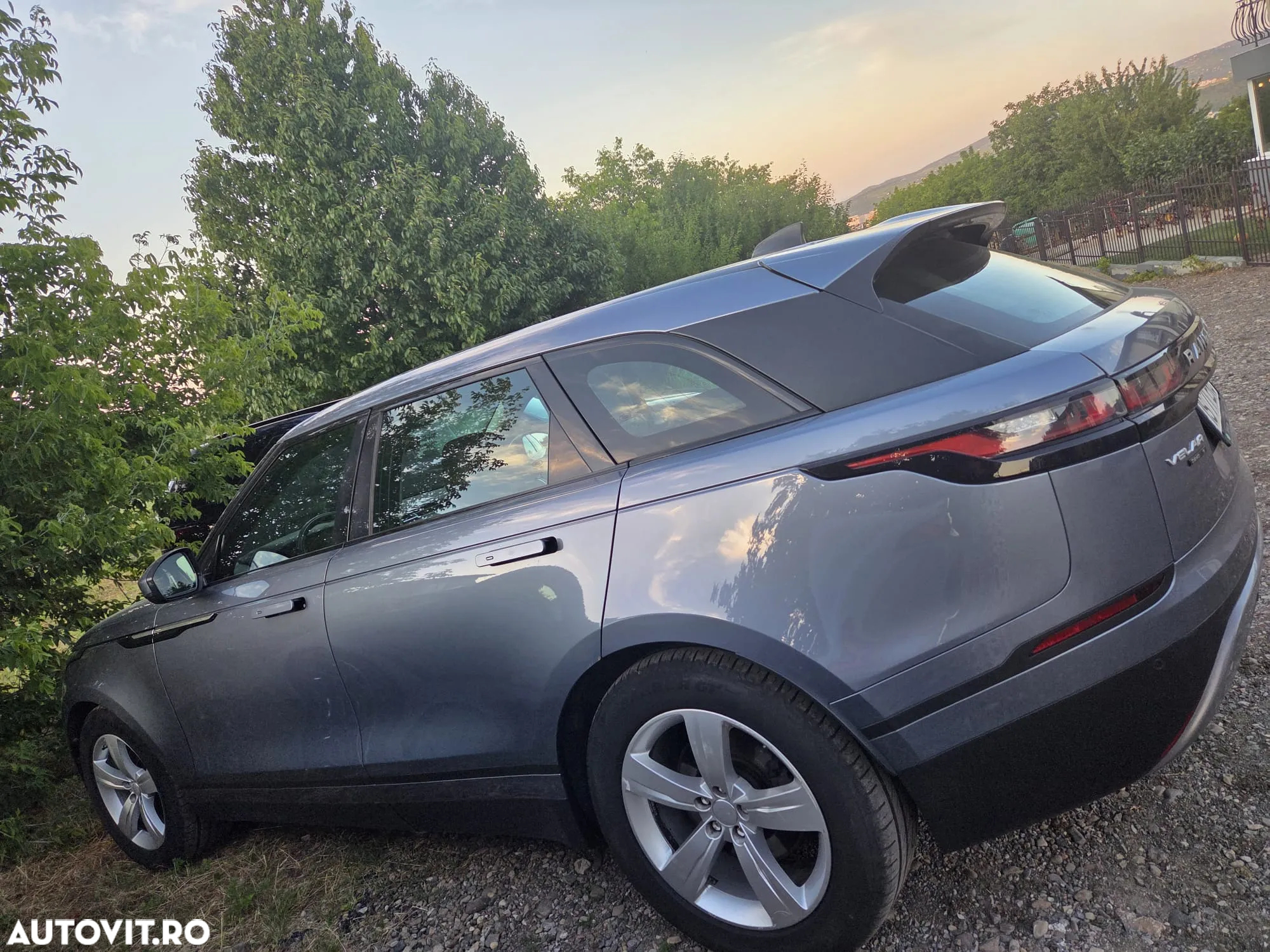Land Rover Range Rover Velar 2.0 R-Dynamic S - 6
