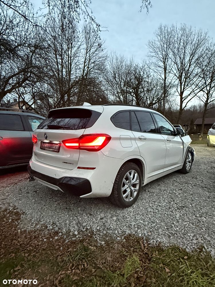 BMW X1 xDrive25e M Sport - 4