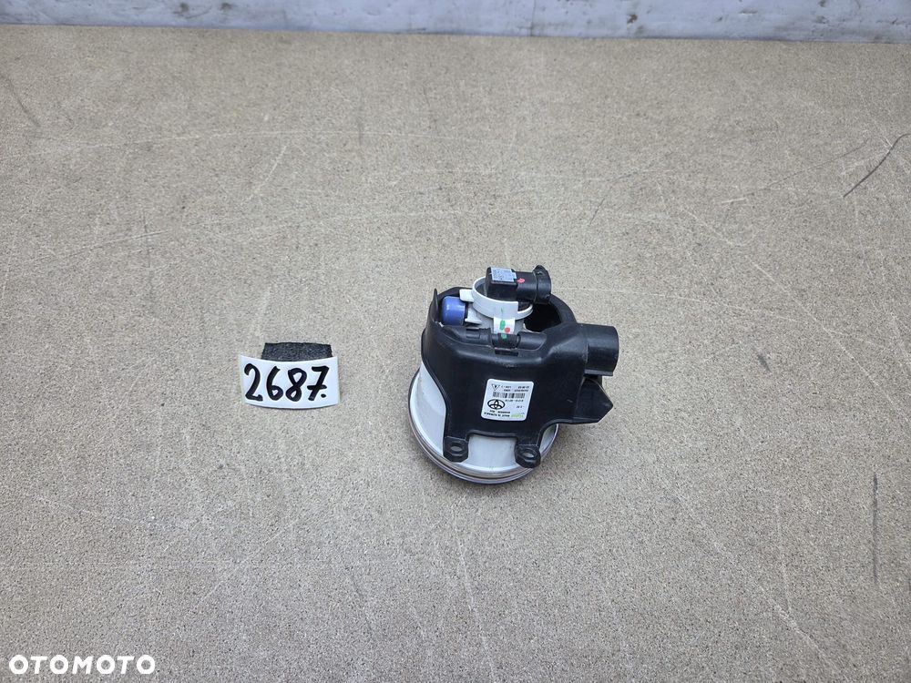 Toyota Yaris, auris, Avensis, Aygo X,Corolla halogen prawy 81210-02110 - 5